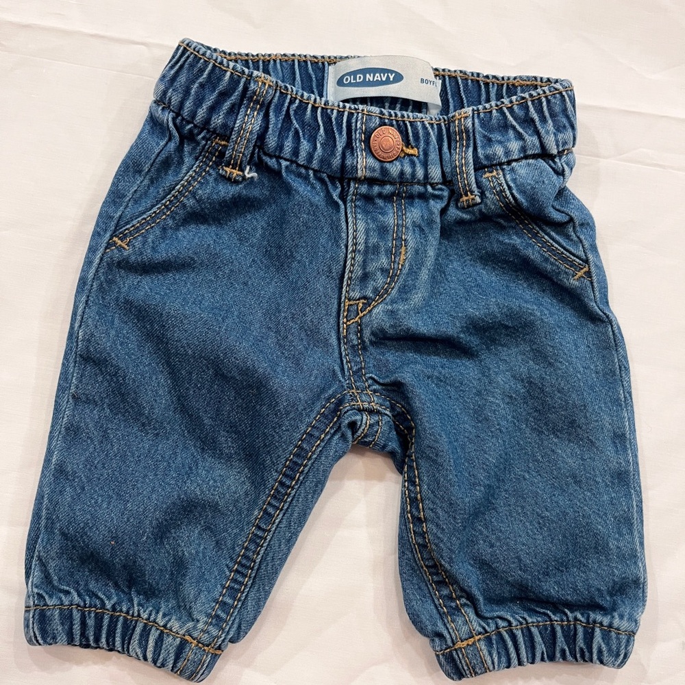 Old Navy Infant Girl “Boyfriend” Jeans 0-3m